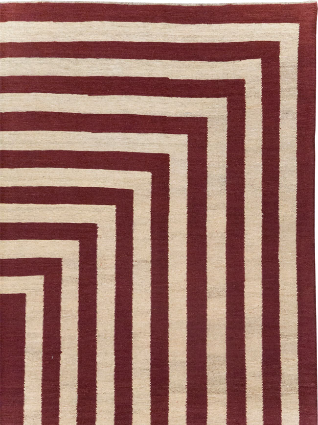 Contemporary Turkish Flatweave Accent Carpet, No.31412 - Galerie Shabab