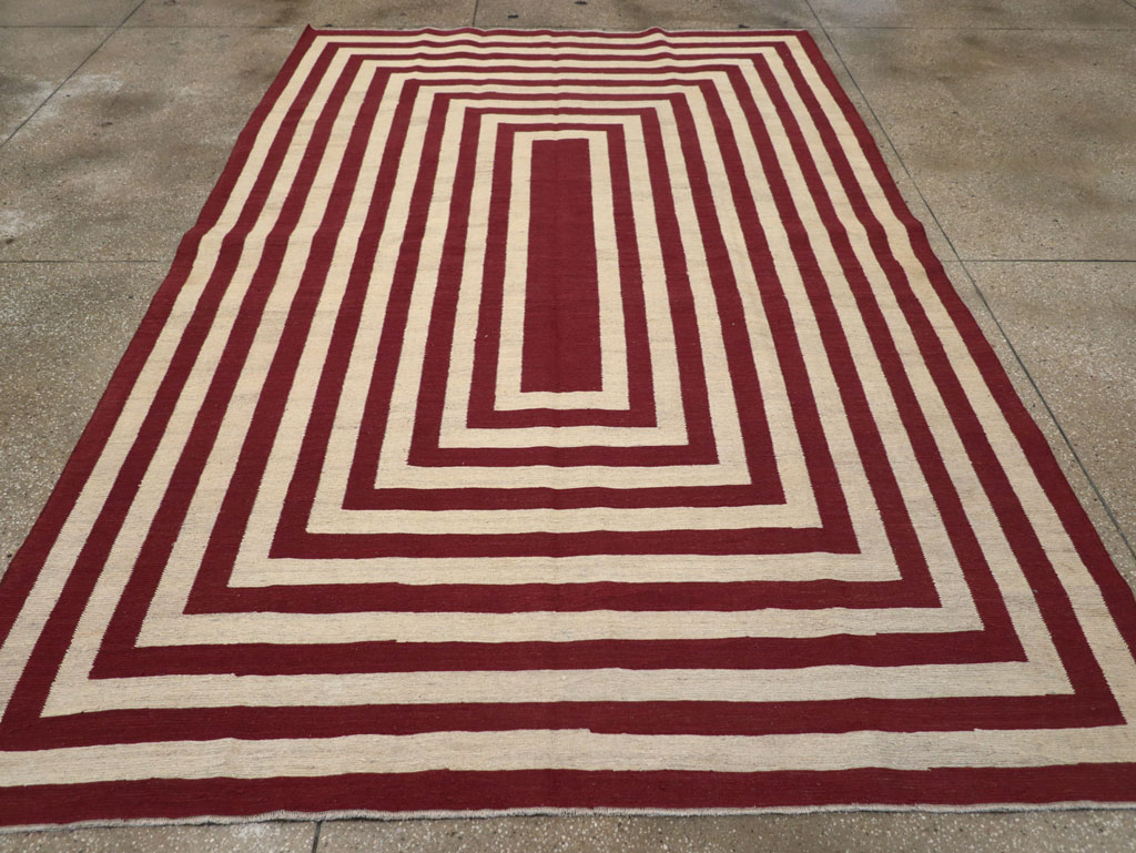 Contemporary Turkish Flatweave Accent Carpet, No.31412 - Galerie Shabab