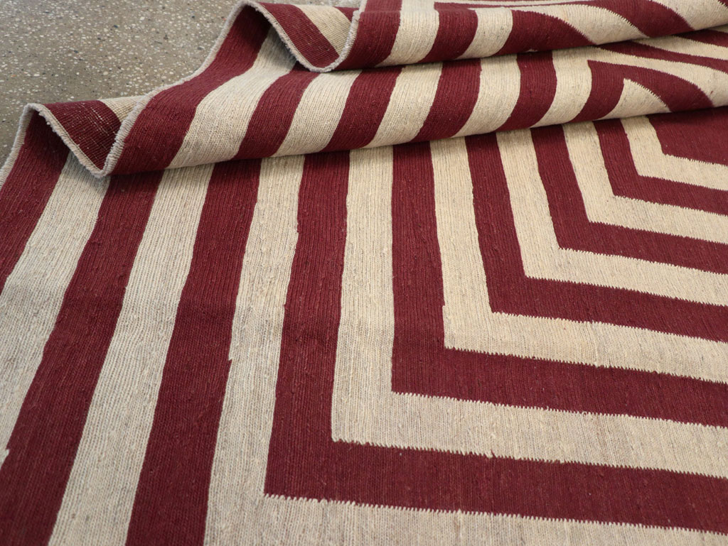Contemporary Turkish Flatweave Accent Carpet, No.31412 - Galerie Shabab