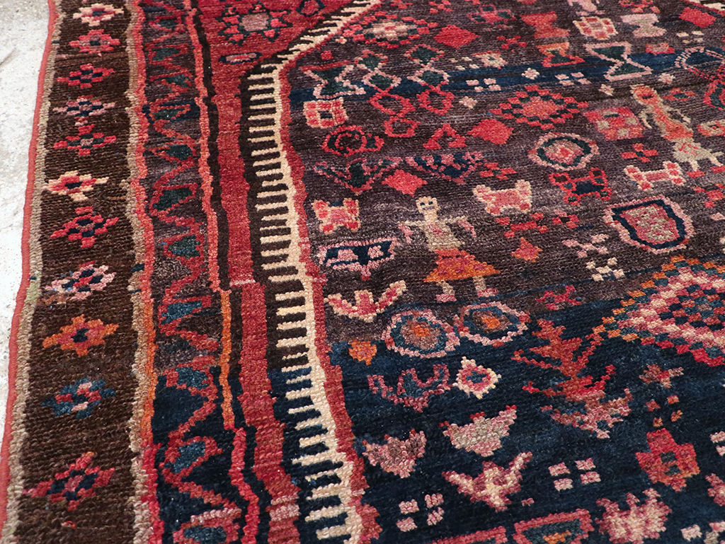 Vintage Persian Hamadan Pictorial Accent Rug, No.31413 - Galerie Shabab