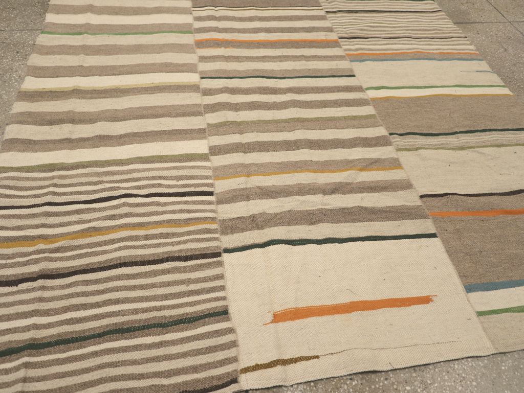 Modern Turkish Flatweave Accent Rug, No.31415 - Galerie Shabab