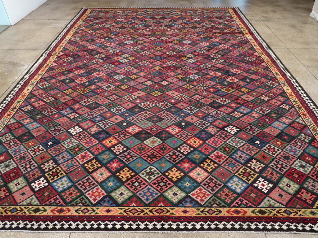 Contemporary Persian Qashqai Oversize Carpet, No.31418 - Galerie Shabab