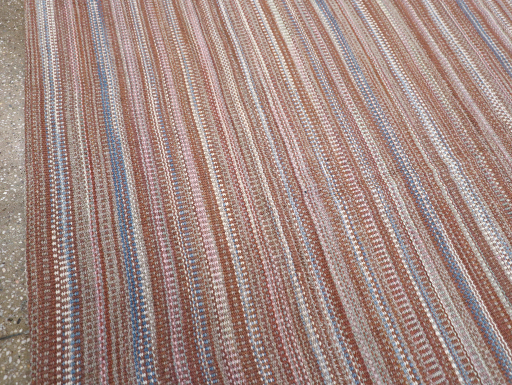 Modern Turkish Flatweave Room Size Carpet, No.31425 - Galerie Shabab