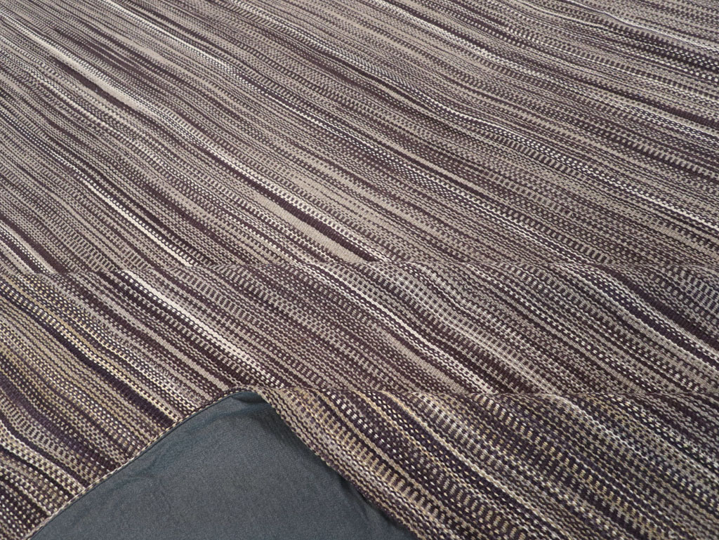 Modern Turkish Flatweave Large Carpet, No.31430 - Galerie Shabab