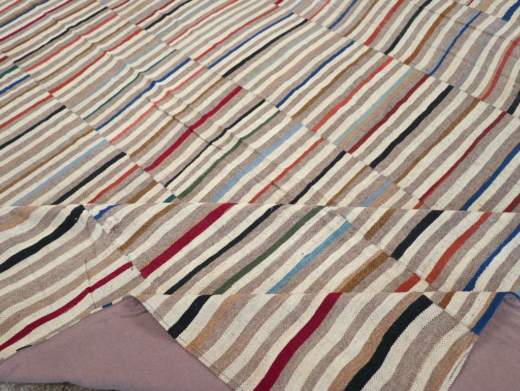 Modern Turkish Flatweave Kilim Oversize Square Carpet, No.31431 - Galerie Shabab