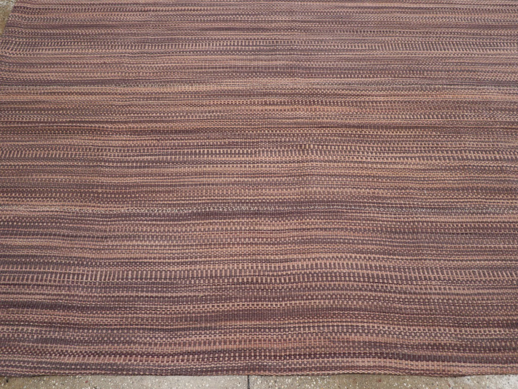 Modern Turkish Flatweave Room Size Carpet, No.31434 - Galerie Shabab
