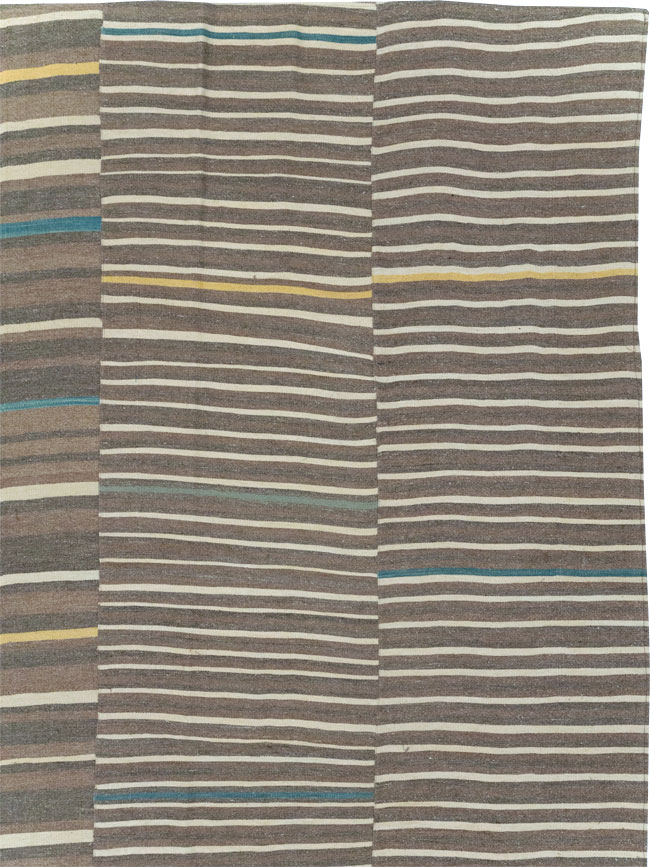 Modern Turkish Flatweave Large Room Size Carpet, No.31435 - Galerie Shabab