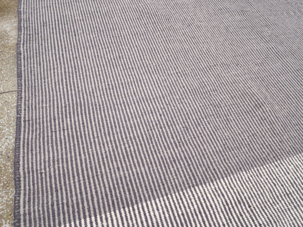 Contemporary Turkish Flatweave Room Size Carpet, No.31447 - Galerie Shabab