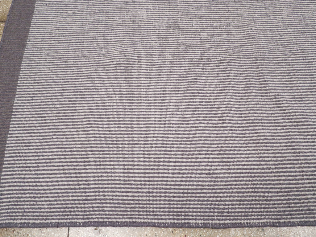 Contemporary Turkish Flatweave Room Size Carpet, No.31447 - Galerie Shabab