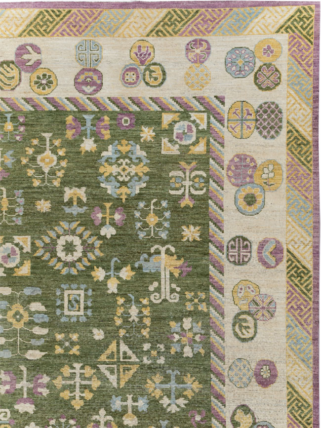 Modern East Turkestan Khotan Room Size Carpet, No.31454 - Galerie Shabab