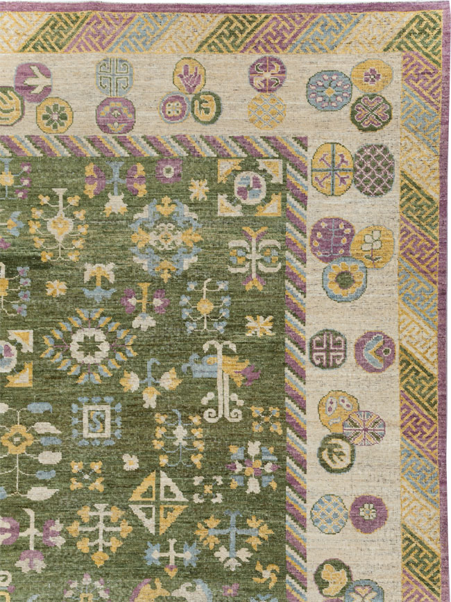 Modern East Turkestan Khotan Room Size Carpet, No.31454 - Galerie Shabab
