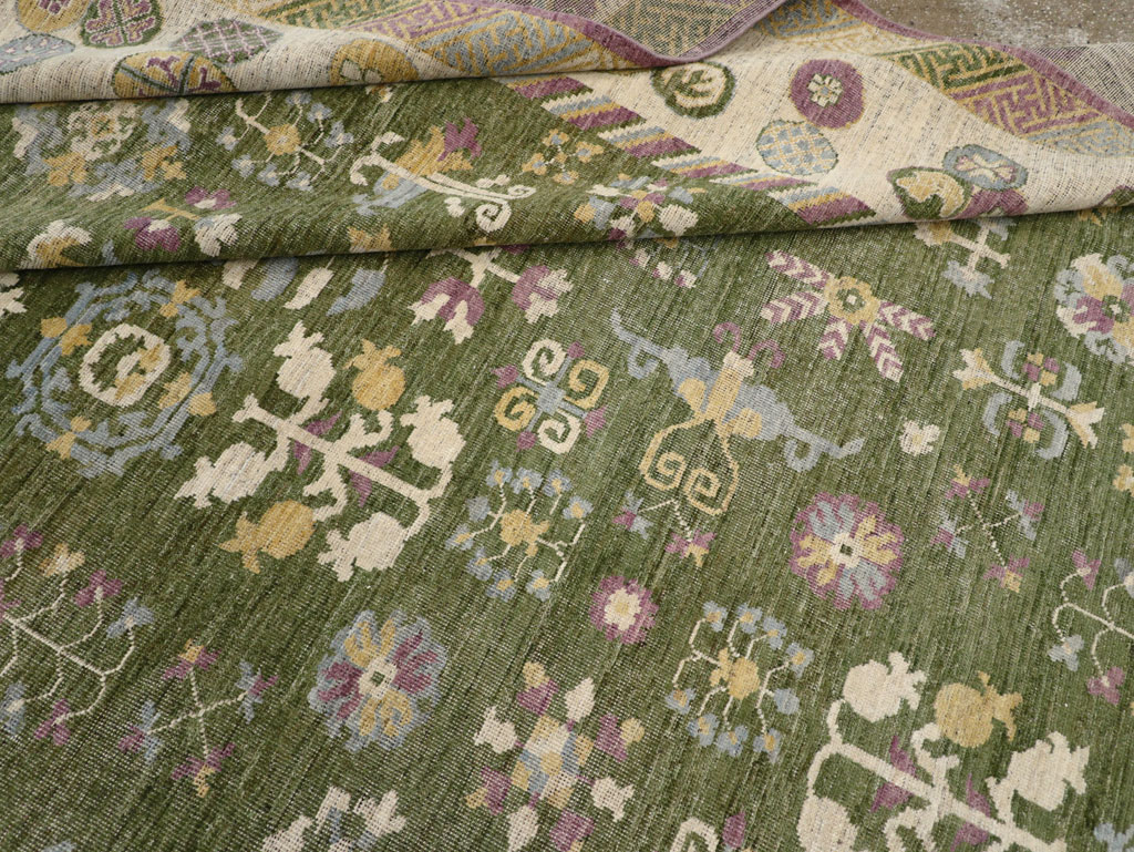 Modern East Turkestan Khotan Room Size Carpet, No.31454 - Galerie Shabab