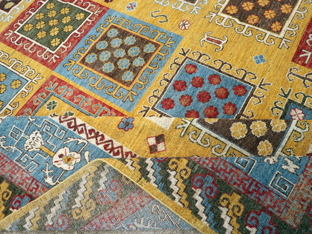 Modern East Turkestan Khotan Room Size Carpet, No.31455 - Galerie Shabab