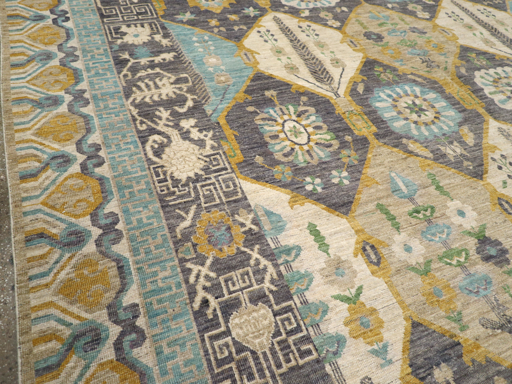 Modern East Turkestan Khotan Room Size Carpet, No.31456 - Galerie Shabab