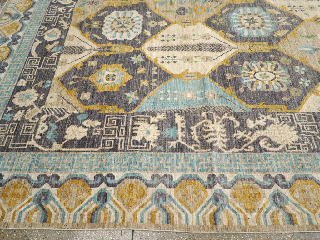 Modern East Turkestan Khotan Room Size Carpet, No.31456 - Galerie Shabab