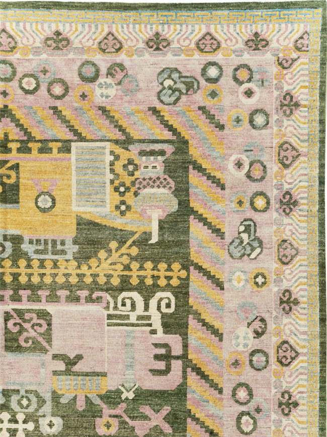 Modern East Turkestan Vase Khotan Room Size Carpet, No.31457 - Galerie Shabab