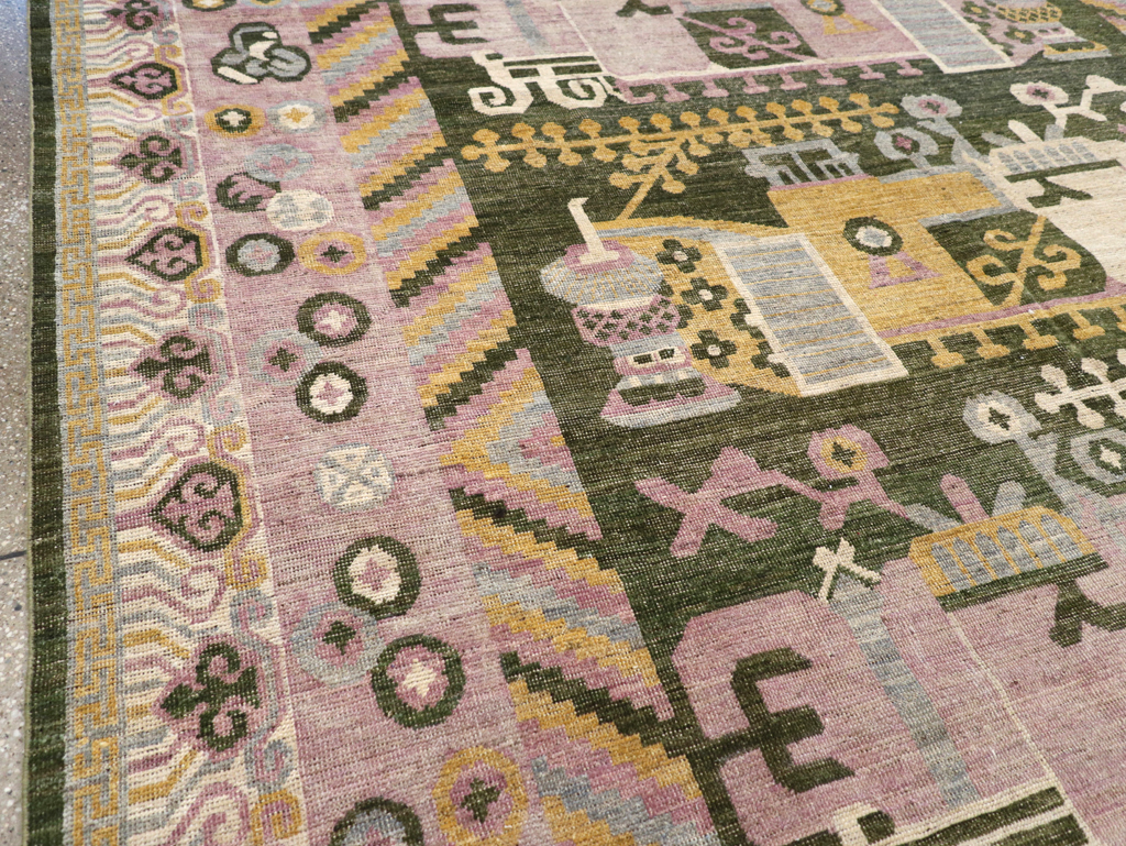 Modern East Turkestan Vase Khotan Room Size Carpet, No.31457 - Galerie Shabab