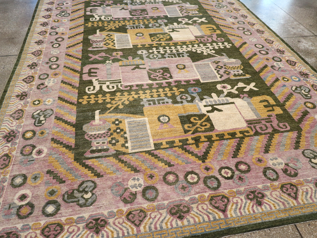 Modern East Turkestan Vase Khotan Room Size Carpet, No.31457 - Galerie Shabab