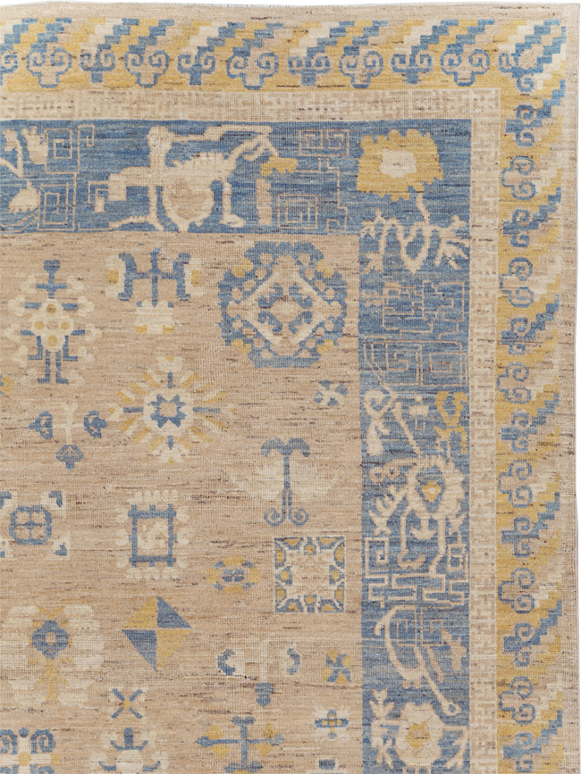 Modern East Turkestan Khotan Room Size Carpet, No.31458 - Galerie Shabab