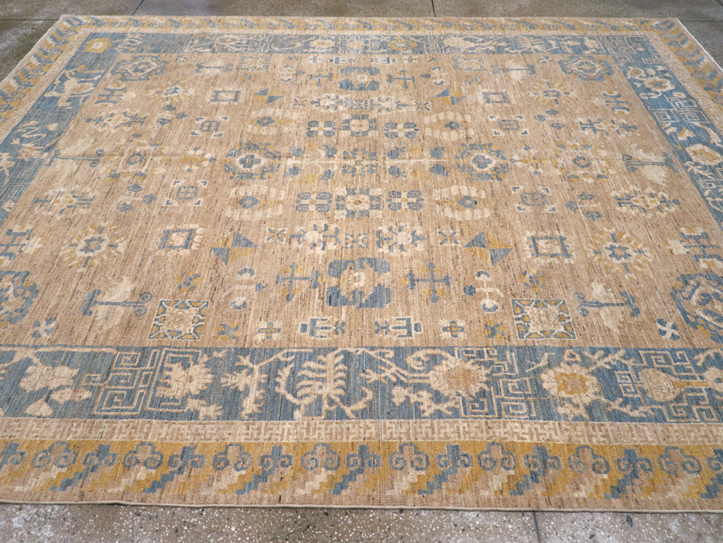 Modern East Turkestan Khotan Room Size Carpet, No.31458 - Galerie Shabab