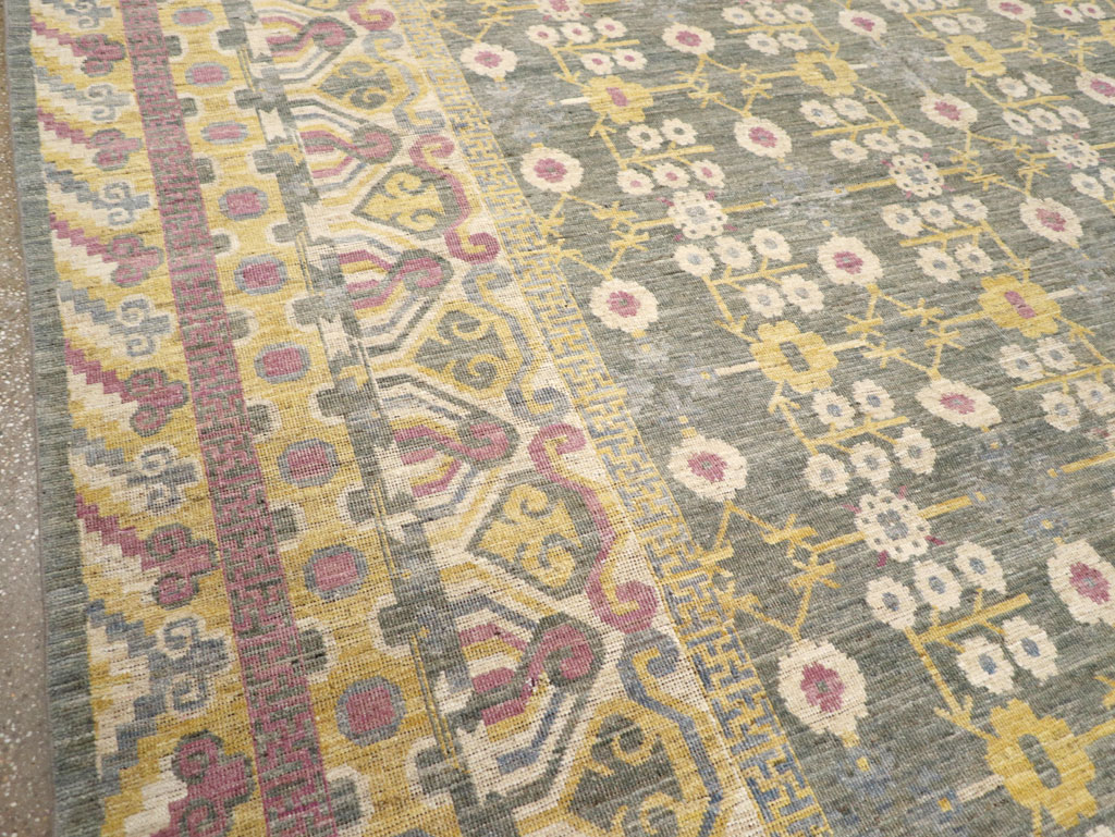 Modern East Turkestan Khotan Room Size Carpet, No.31459 - Galerie Shabab
