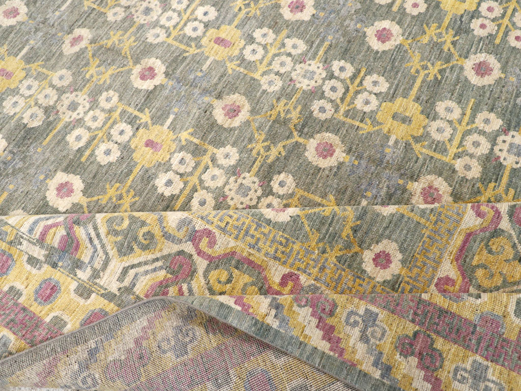 Modern East Turkestan Khotan Room Size Carpet, No.31459 - Galerie Shabab