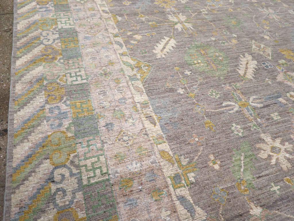 Modern East Turkestan Khotan Room Size Carpet, No.31460 - Galerie Shabab