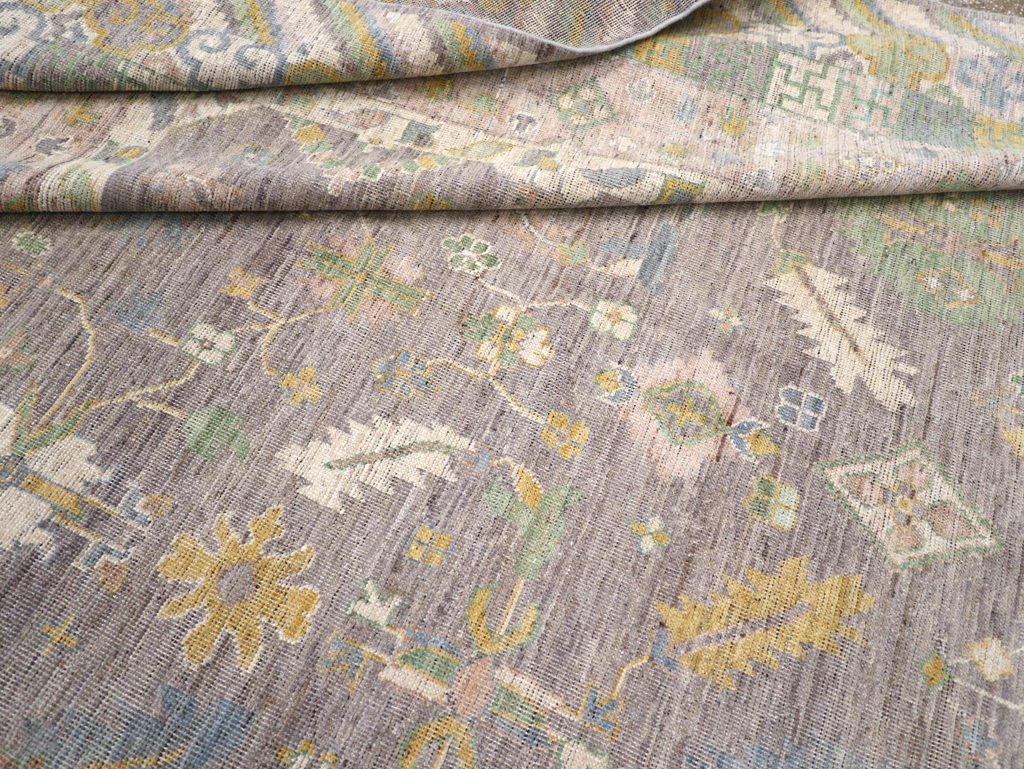 Modern East Turkestan Khotan Room Size Carpet, No.31460 - Galerie Shabab