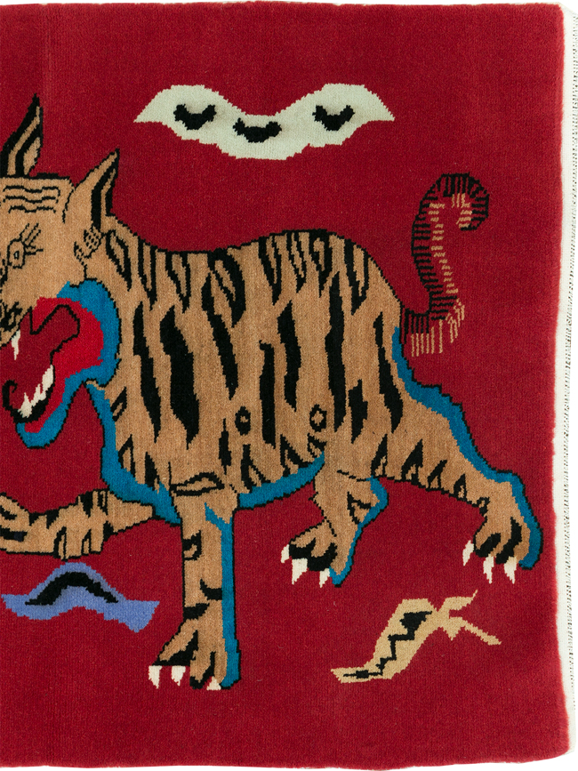 Vintage Tibetan Pictorial Throw Rug, No.31470 - Galerie Shabab