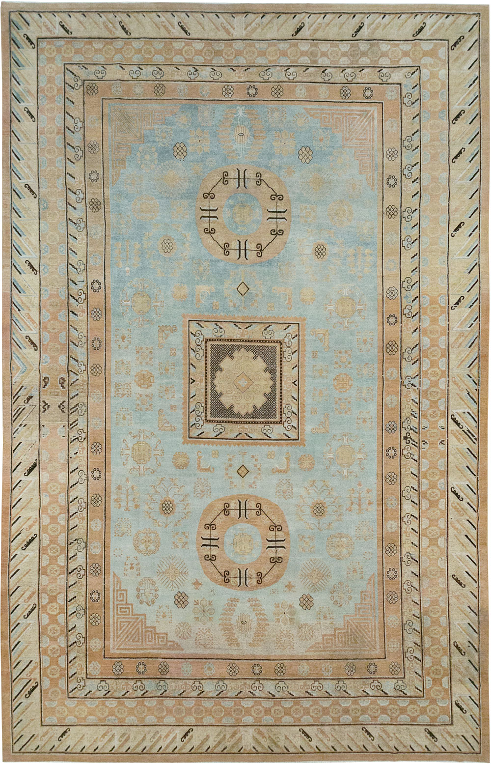 Antique East Turkestan Khotan Large Carpet, No.31472 - Galerie Shabab