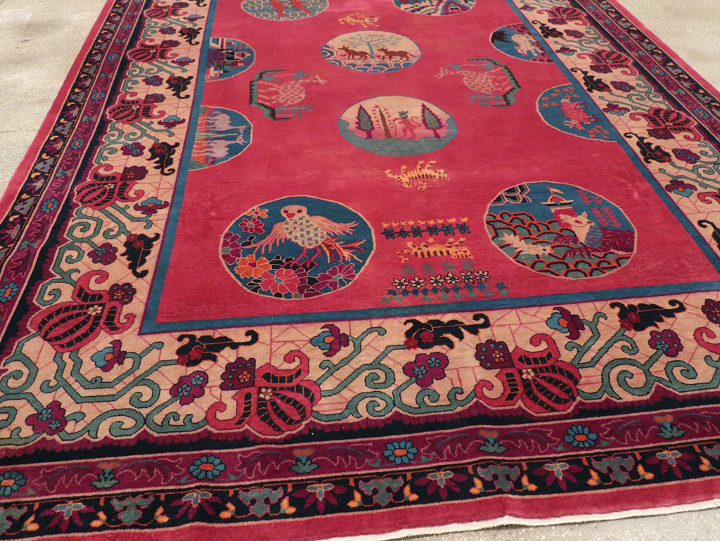 Vintage Chinese Pictorial Art Deco Room Size Carpet, No.31475 - Galerie Shabab