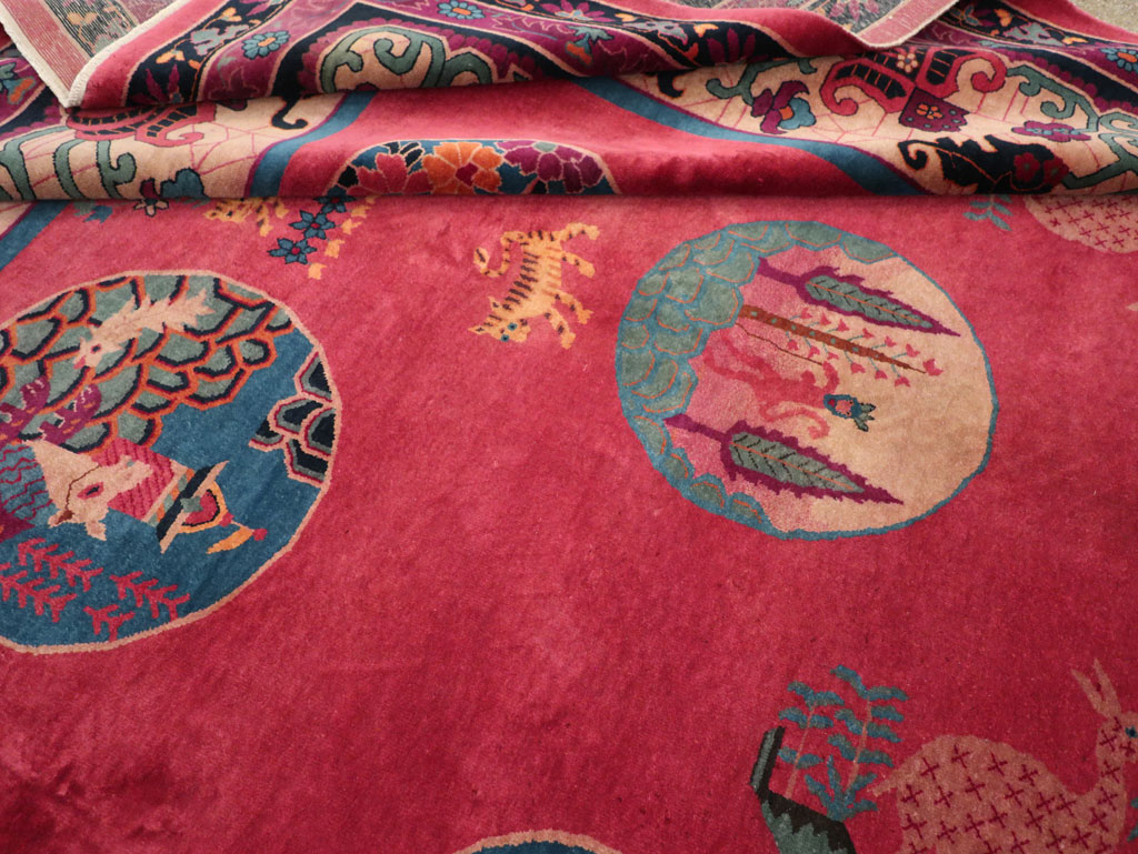 Vintage Chinese Pictorial Art Deco Room Size Carpet, No.31475 - Galerie Shabab