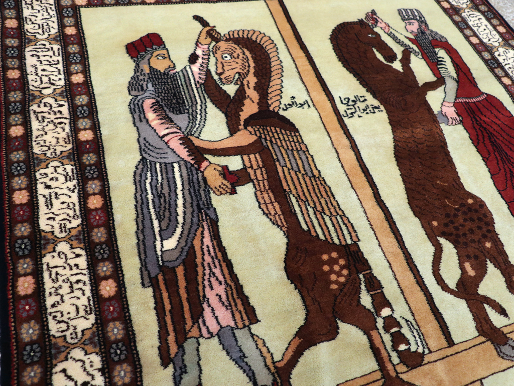 Vintage Turkish Zanjan Pictorial Accent Rug, No.31477 - Galerie Shabab