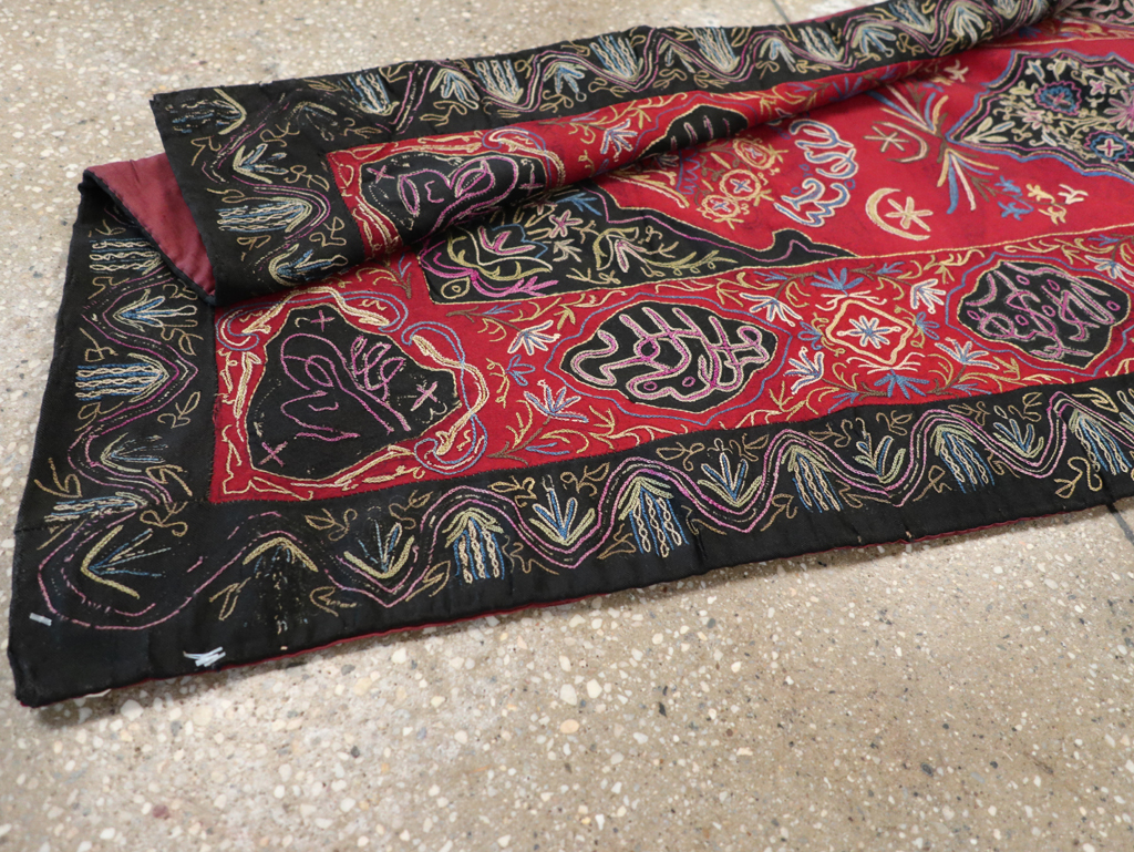Vintage Indian Embroidered Wall Hanging Textile Runner, No.31478 - Galerie Shabab
