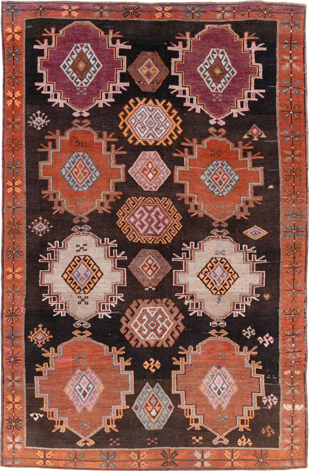 Vintage Turkish Anatolian Small Room Size Carpet, No.31479 - Galerie Shabab