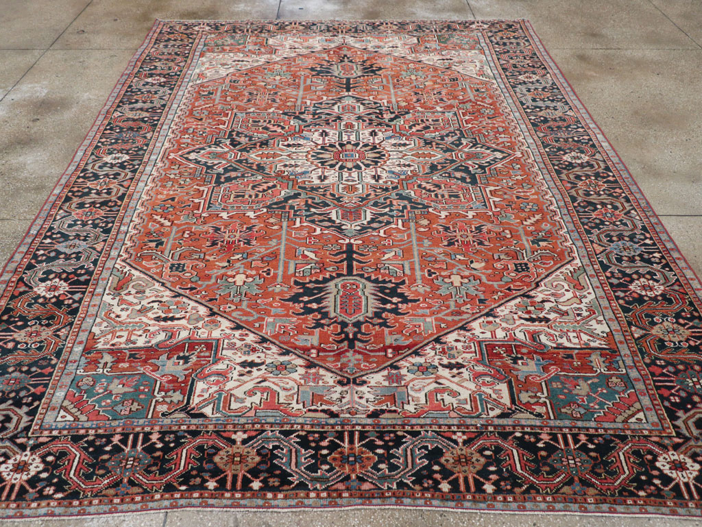 Vintage Persian Heriz Room Size Carpet, No.31485 - Galerie Shabab