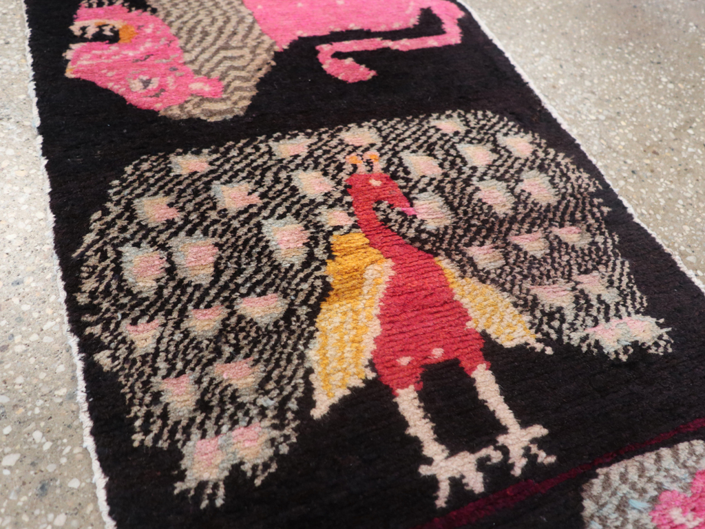 Vintage Tibetan Small Pictorial Runner, No.31487 - Galerie Shabab