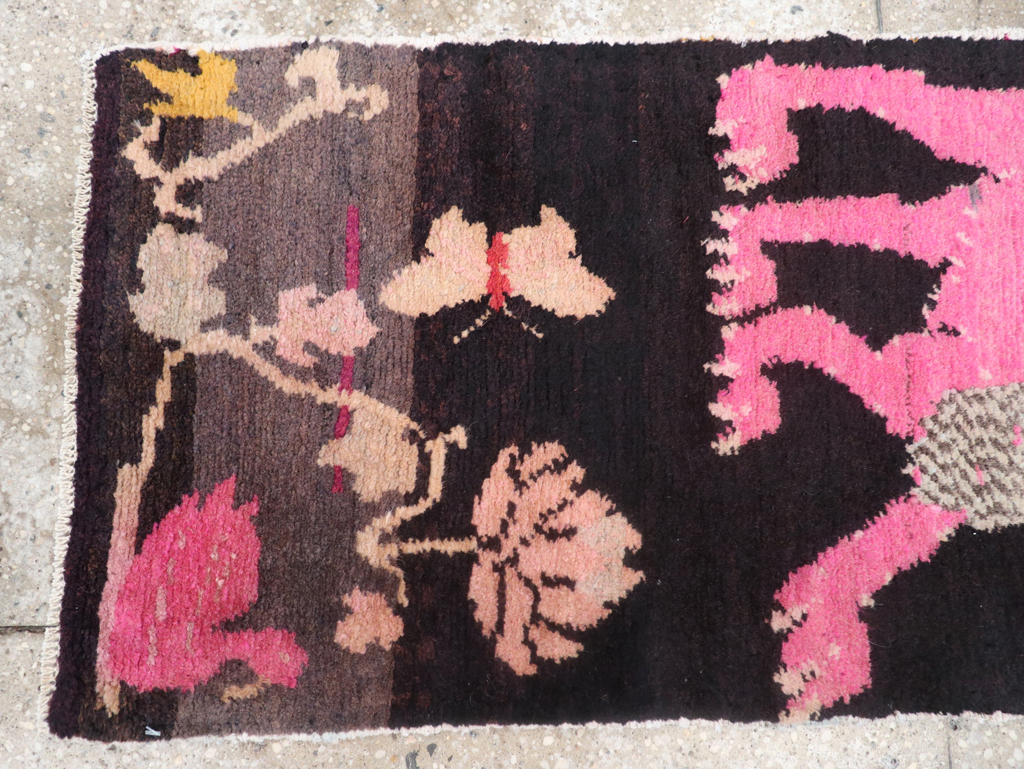 Vintage Tibetan Small Pictorial Runner, No.31487 - Galerie Shabab