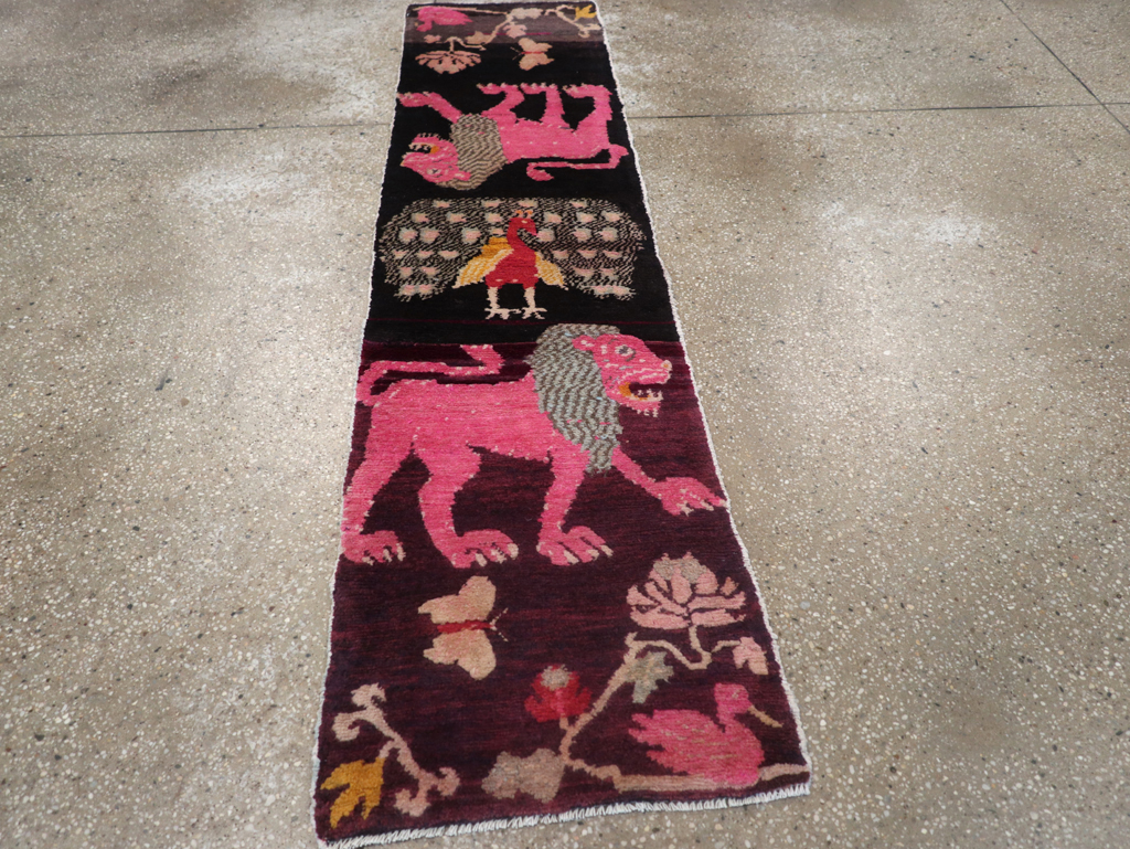 Vintage Tibetan Small Pictorial Runner, No.31487 - Galerie Shabab