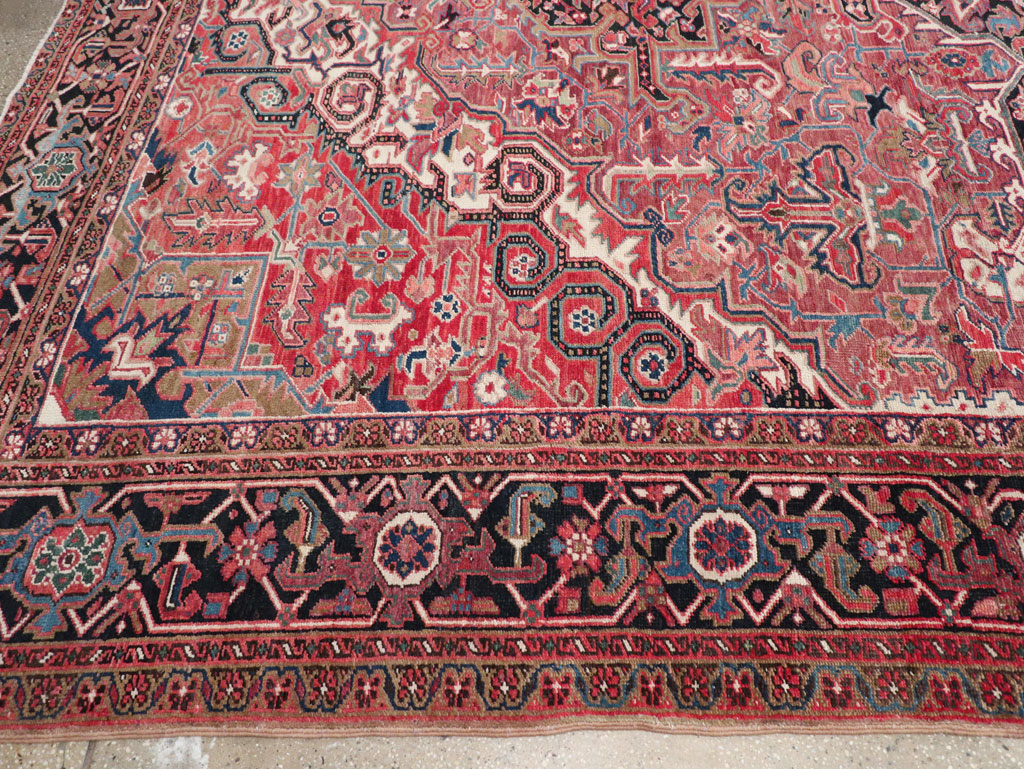Antique Persian Heriz Large Carpet, No.31493 - Galerie Shabab