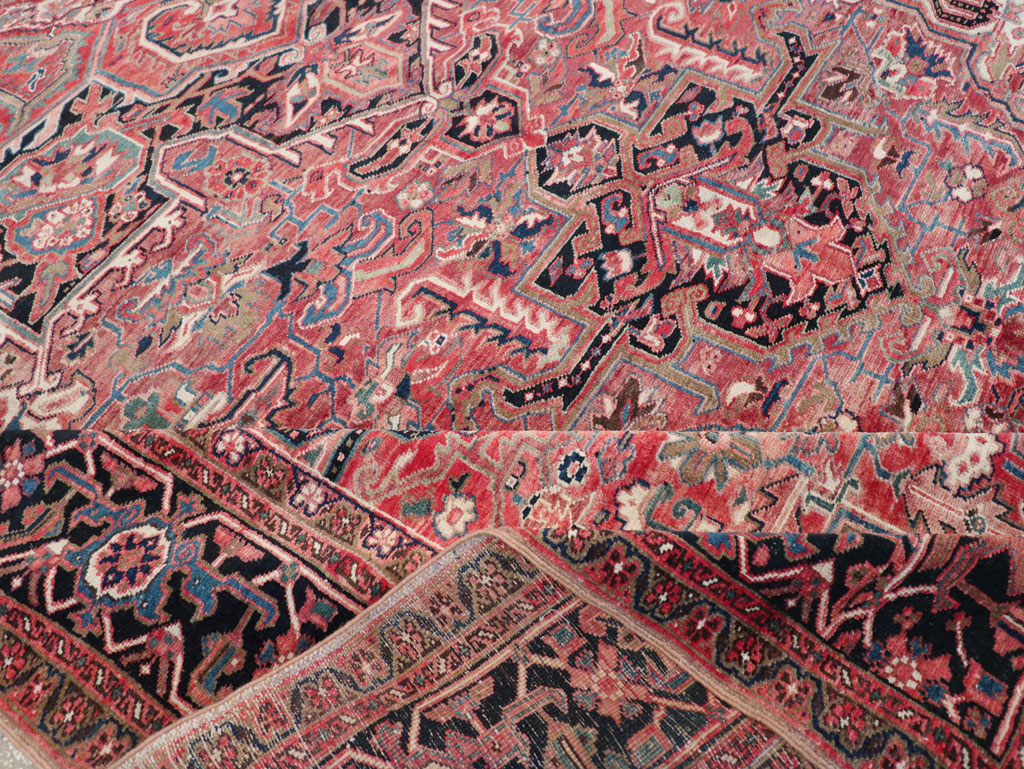 Antique Persian Heriz Large Carpet, No.31493 - Galerie Shabab