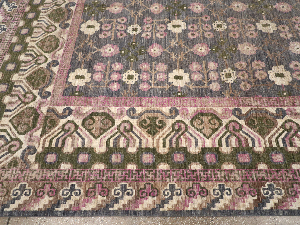 Modern East Turkestan Khotan Room Size Carpet, No.31495 - Galerie Shabab