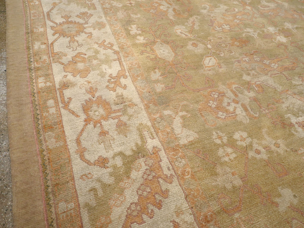 Antique Turkish Oushak Large Carpet, No.31507 - Galerie Shabab