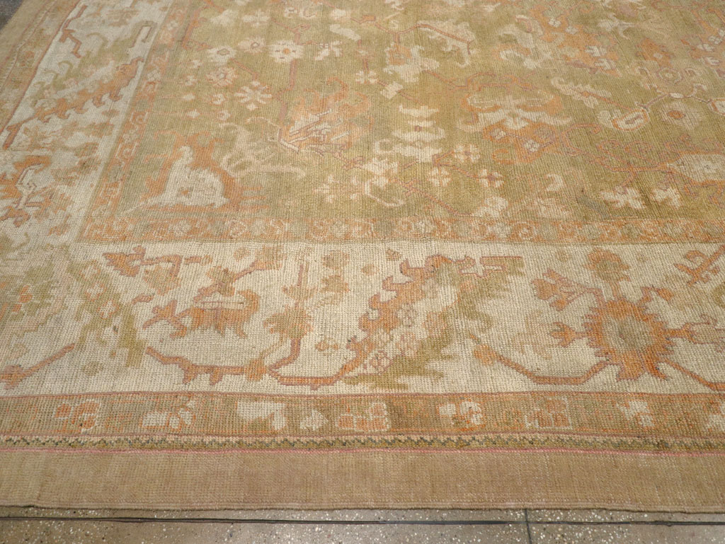 Antique Turkish Oushak Large Carpet, No.31507 - Galerie Shabab