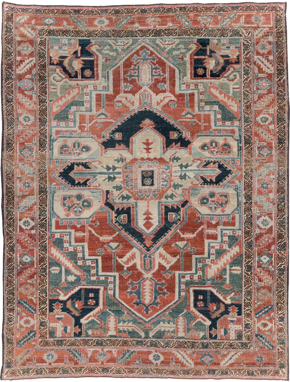 Antique Persian Heriz Accent Rug, No.31508 - Galerie Shabab