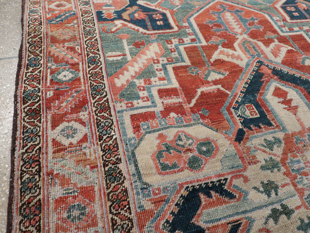 Antique Persian Heriz Accent Rug, No.31508 - Galerie Shabab