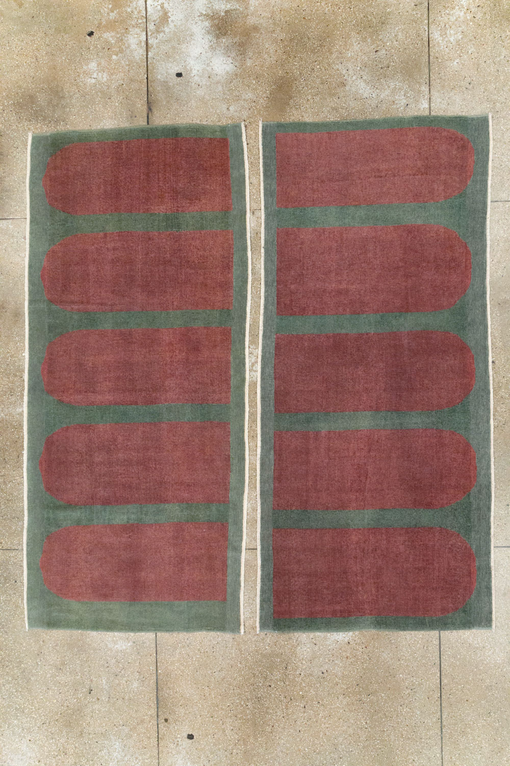 Vintage Turkish Art Deco Style Rug, No.31513 - Galerie Shabab