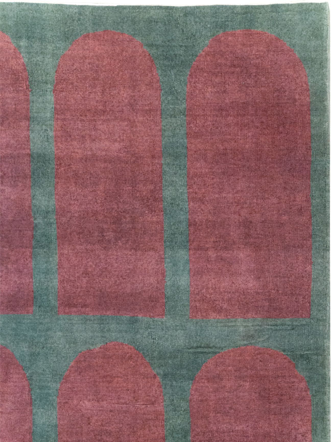 Vintage Turkish Art Deco Style Room Size Carpet, No.31514 - Galerie Shabab