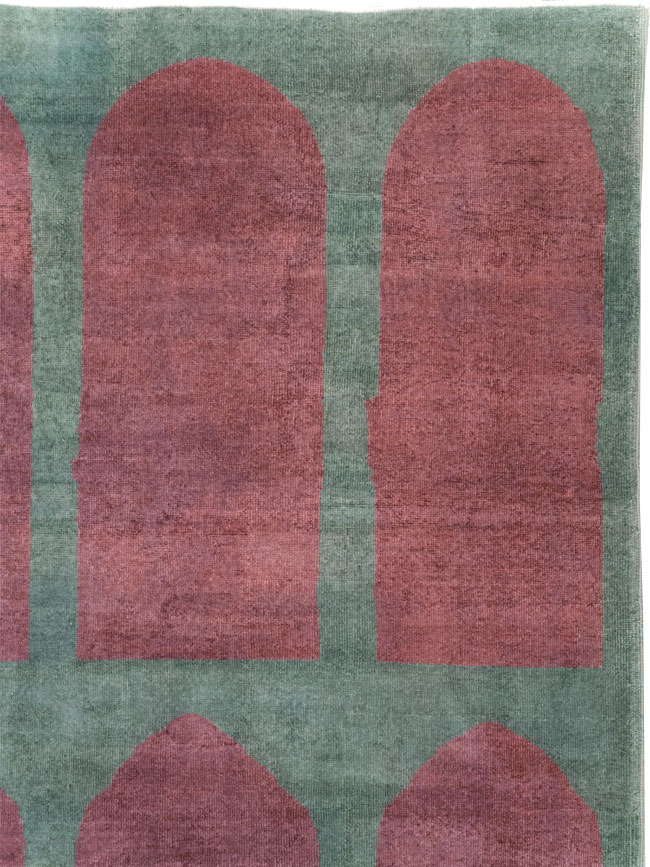Vintage Turkish Art Deco Style Room Size Carpet, No.31516 - Galerie Shabab