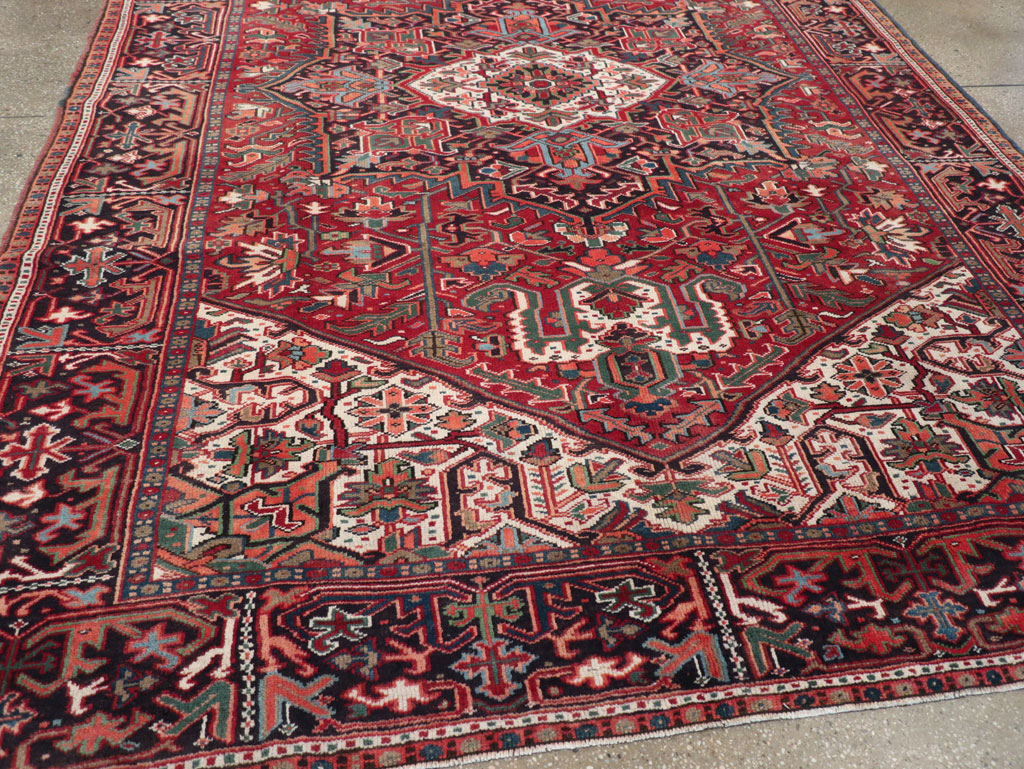Vintage Persian Heriz Small Room Size Carpet, No.31519 - Galerie Shabab